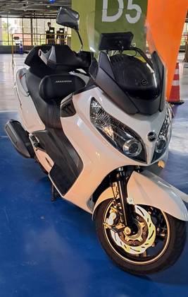 DAFRA MAXSYM 400i 
